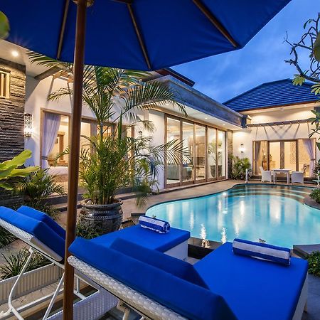 Ambermoon Villa 2 Seminyak  Exterior photo